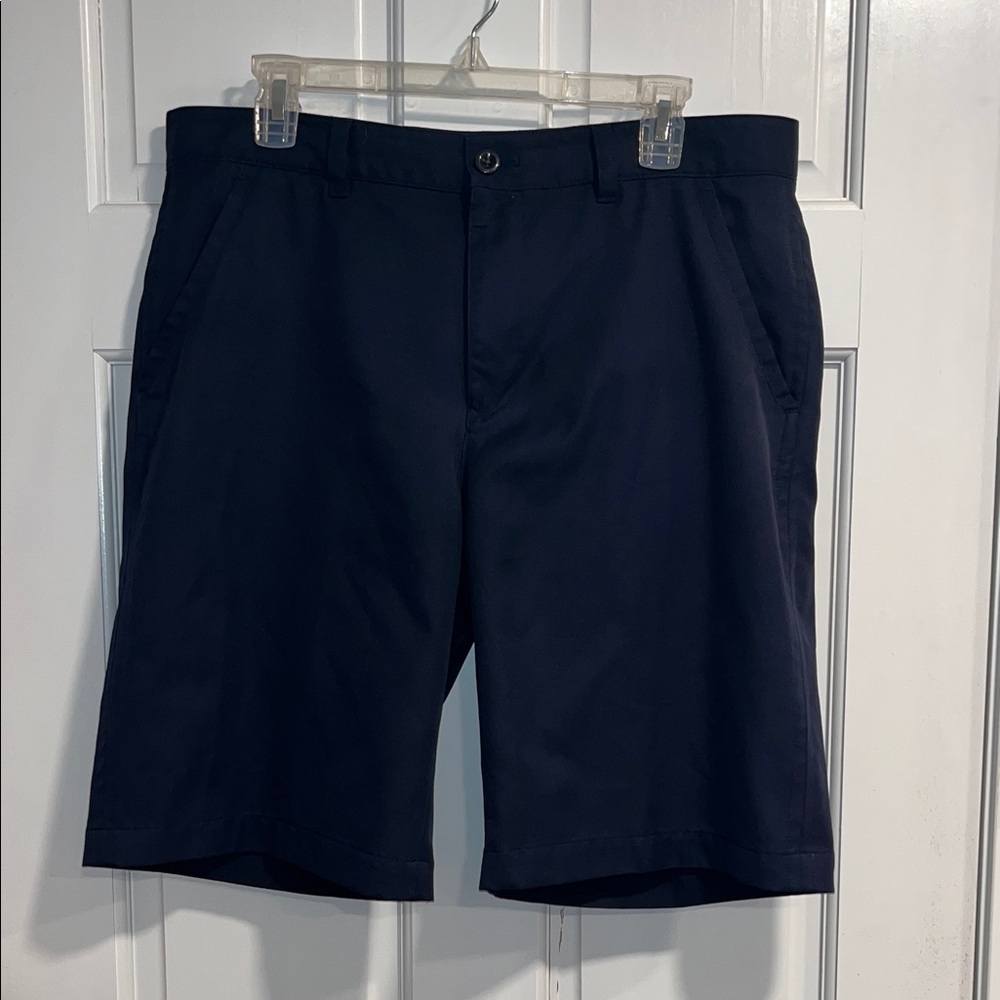 IZOD Navy Blue Golf Shorts Size 34